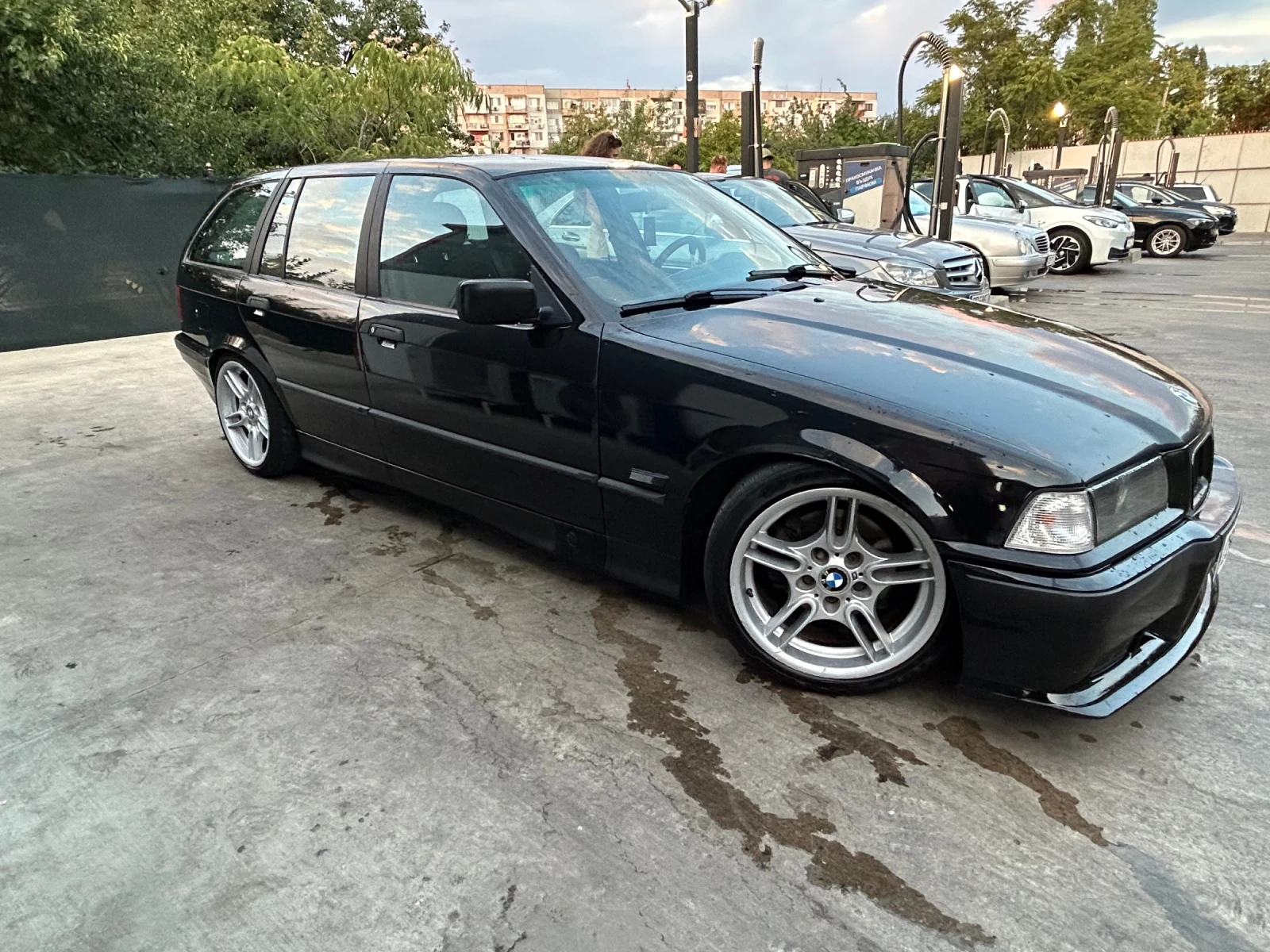 BMW 318 330D Узаконен