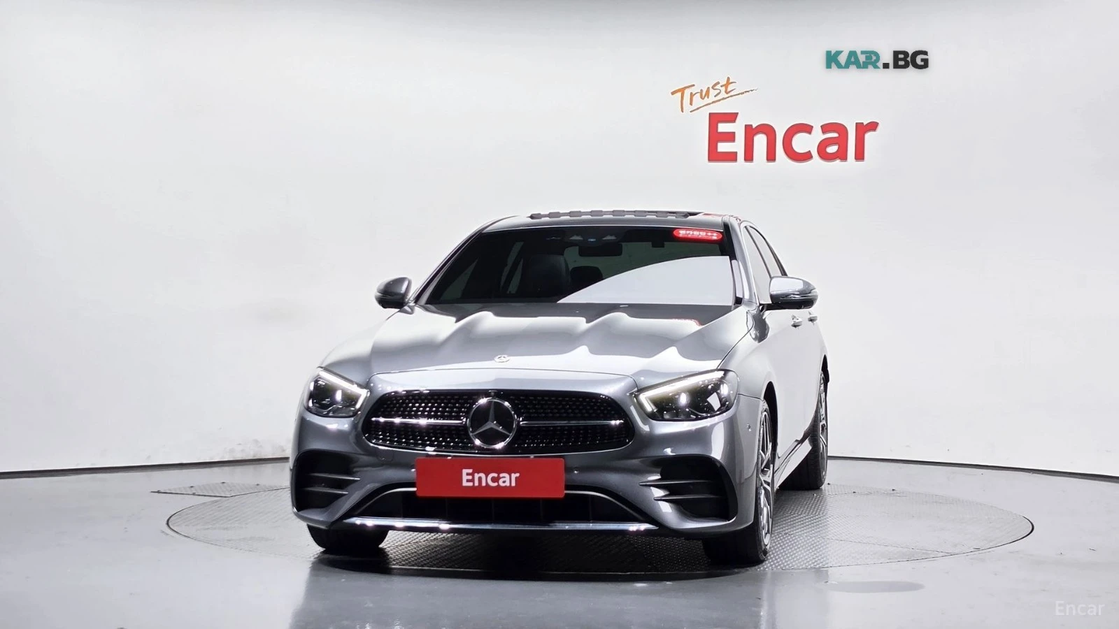Mercedes-Benz E 220 d/4MATIC/AMG-LINE/SUNROOF/HEAD-UP, снимка 2 - Автомобили и джипове - 55699262