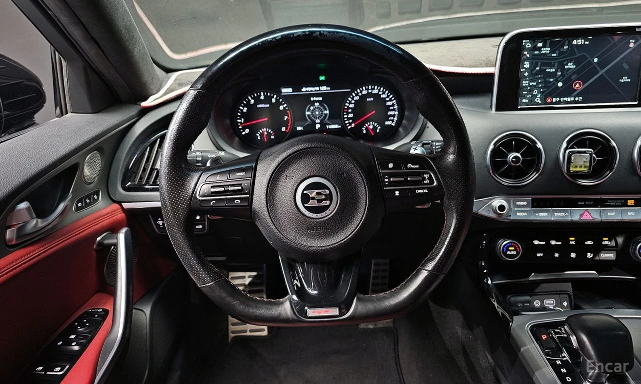 Kia Stinger 3.3* TURBO* AWD* ОБДУХВАНЕ* ХЕДЪП* 360КАМЕРА* , снимка 10 - Автомобили и джипове - 55729922