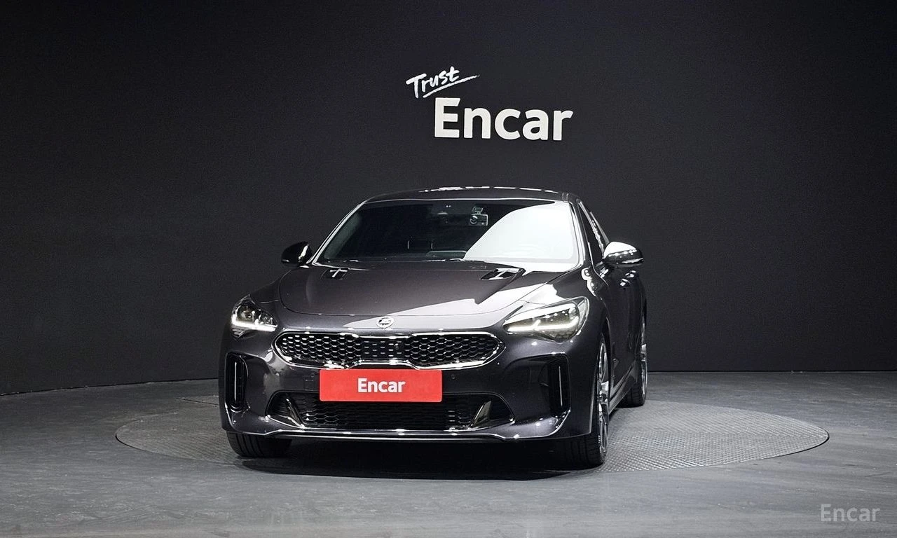 Kia Stinger 3.3* TURBO* AWD* ОБДУХВАНЕ* ХЕДЪП* 360КАМЕРА* , снимка 3 - Автомобили и джипове - 55729922