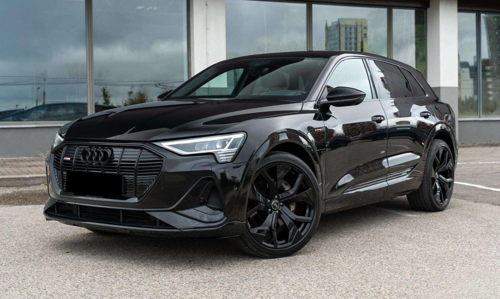 Audi E-Tron 55 S-Line, снимка 4 - Автомобили и джипове - 56206060