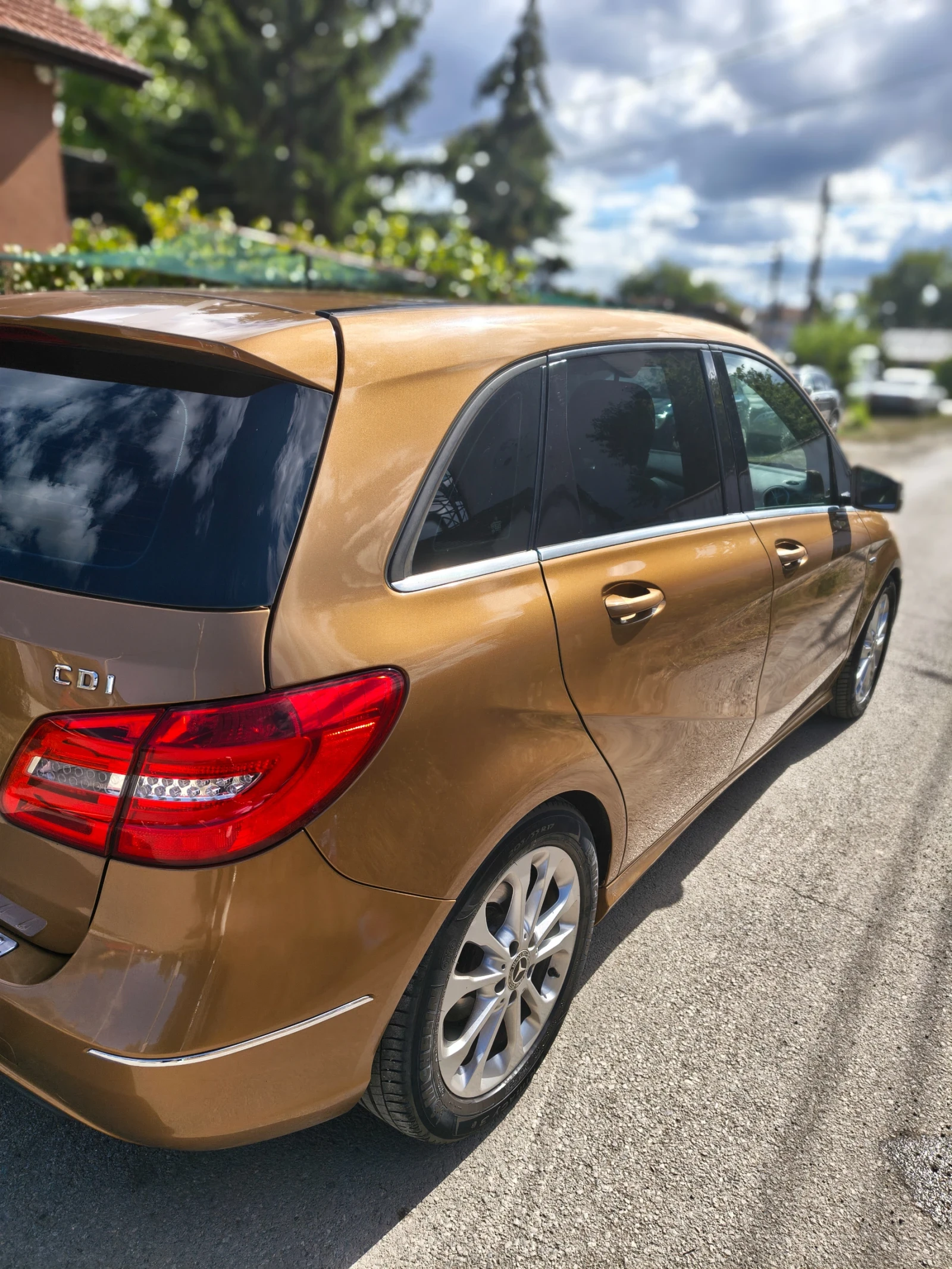 Mercedes-Benz B 180  CDI, снимка 6 - Автомобили и джипове - 56245168