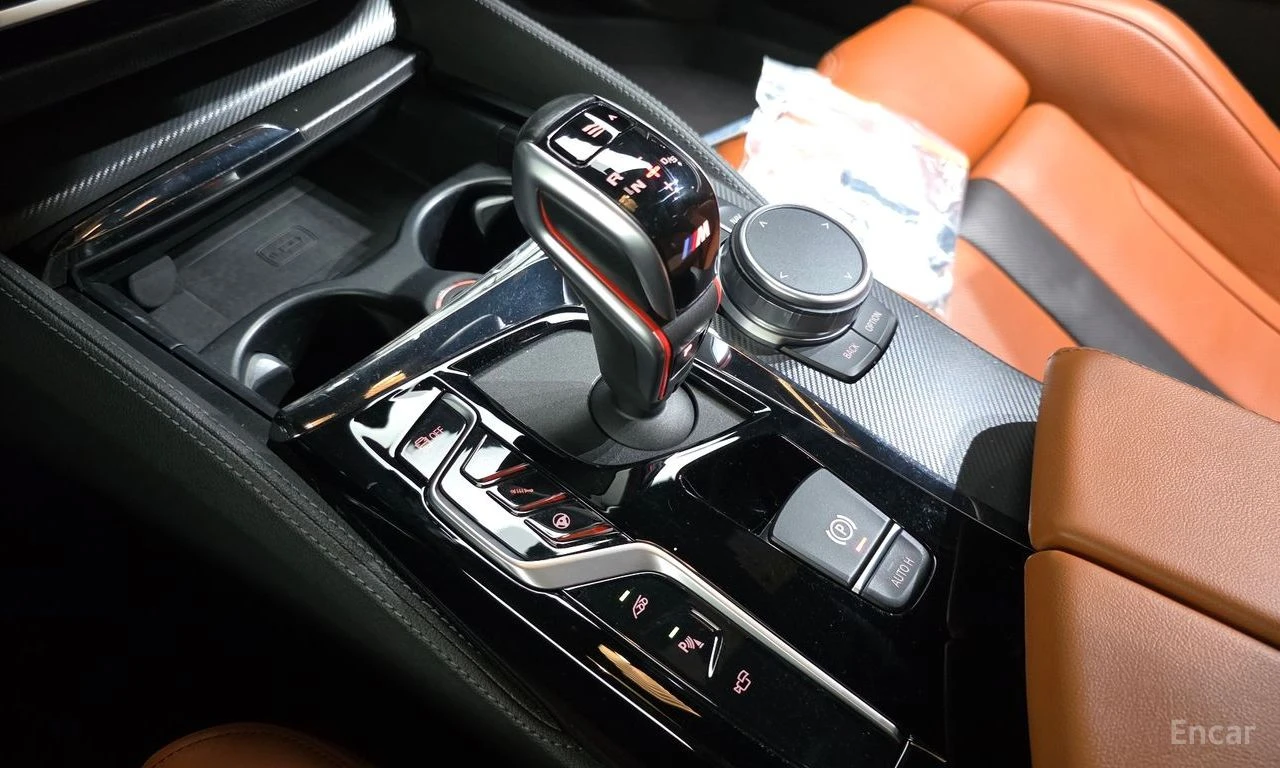 BMW M5 M5 Sedan, снимка 9 - Автомобили и джипове - 56549512