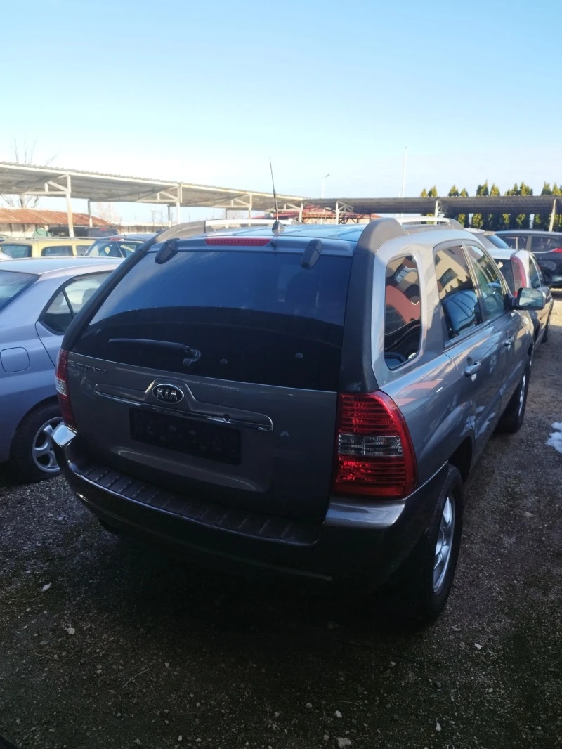 Kia Sportage 2.0CRDI НОВ ВНОС, снимка 3 - Автомобили и джипове - 47403519