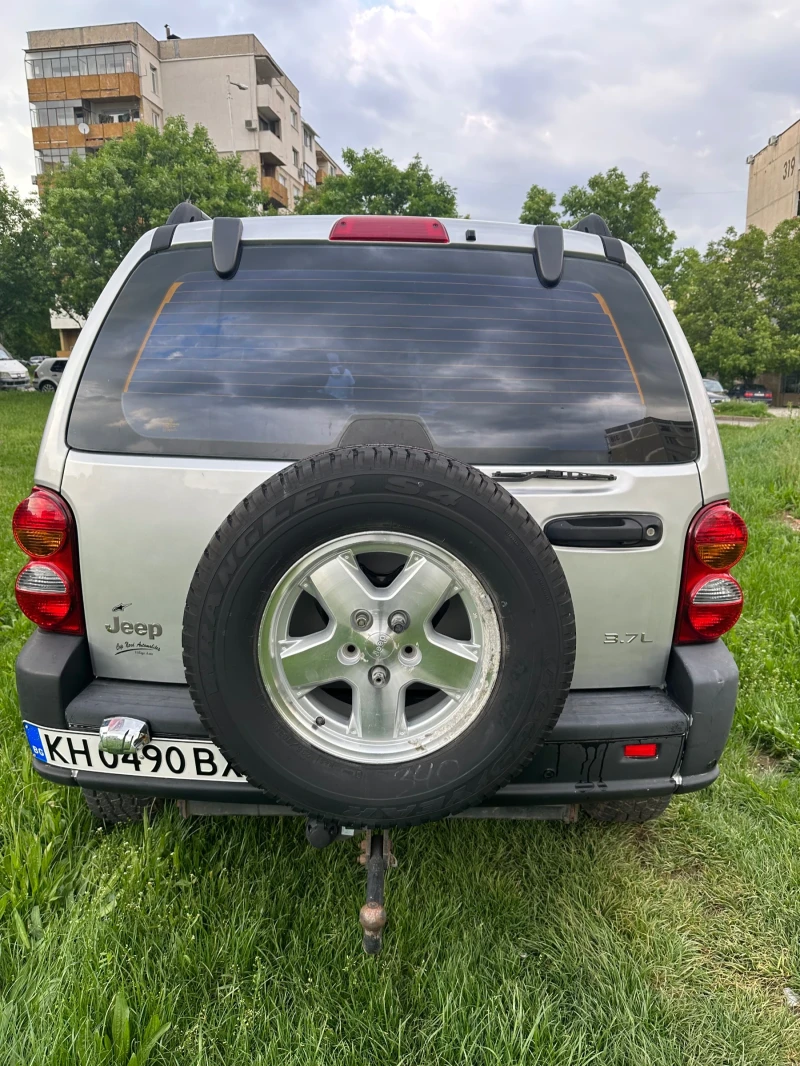 Jeep Cherokee, снимка 2 - Автомобили и джипове - 49529049