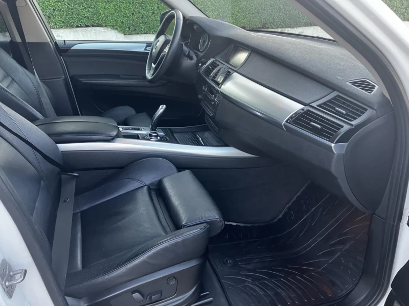 BMW X5   3.0D, снимка 10 - Автомобили и джипове - 52909579