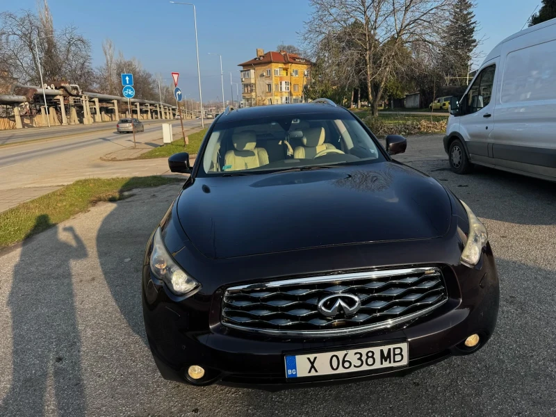 Infiniti Fx 30 3.0, снимка 2 - Автомобили и джипове - 52773936