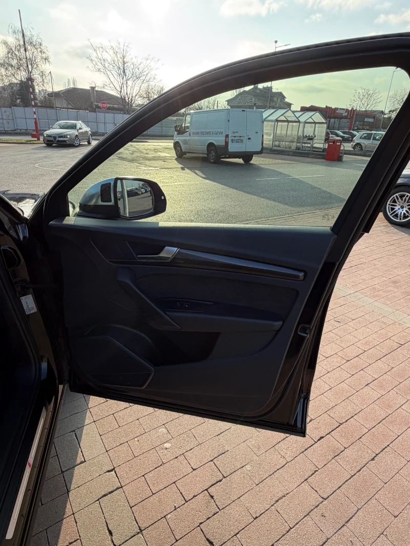 Audi SQ5 Keyless БЕЗУПРЕЧНО СЪСТОЯНИЕ ВЪЗМОЖЕН Е БАРТЕР , снимка 15 - Автомобили и джипове - 52951050
