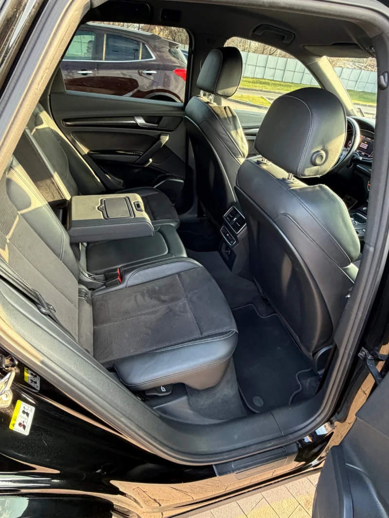Audi SQ5 Keyless БЕЗУПРЕЧНО СЪСТОЯНИЕ ВЪЗМОЖЕН Е БАРТЕР , снимка 12 - Автомобили и джипове - 52951050