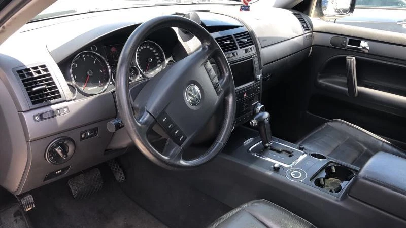 VW Touareg 2.5 TDI R5, снимка 6 - Автомобили и джипове - 25897465