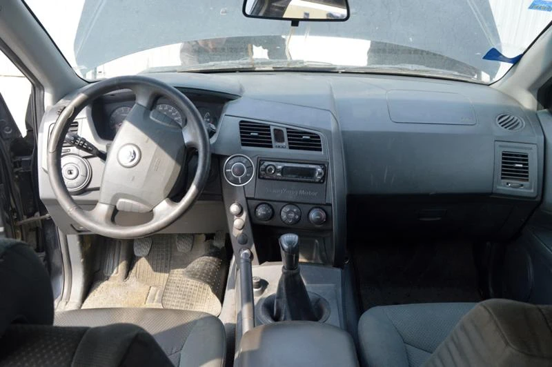 SsangYong Kyron 2.0 XDi, снимка 4 - Автомобили и джипове - 36021929