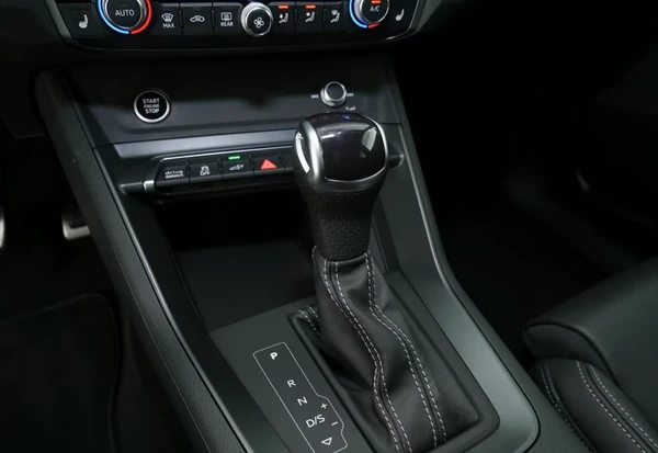 Audi Q3 Sportback 45 TFSIe = S-line = Гаранция - изображение 7
