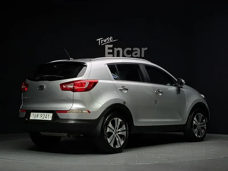 Kia Sportage R Diesel 2Wd Tlx Premium, снимка 2 - Автомобили и джипове - 56118290