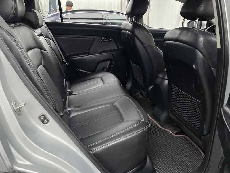 Kia Sportage R Diesel 2Wd Tlx Premium, снимка 11 - Автомобили и джипове - 56118290