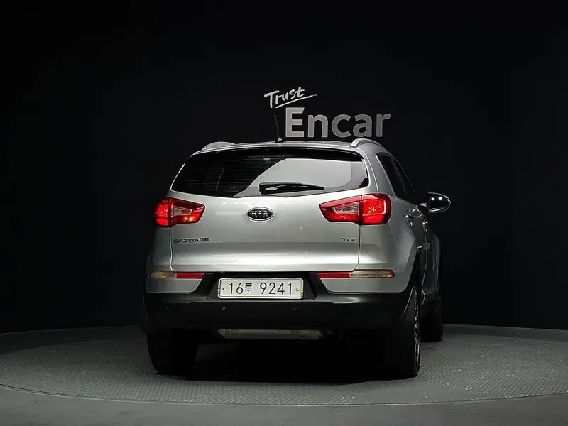 Kia Sportage R Diesel 2Wd Tlx Premium, снимка 4 - Автомобили и джипове - 56118290