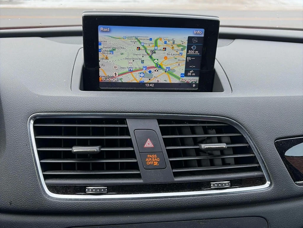 Audi Q3 * Technik * CARFAX * БЕЗ ПЪРВОНАЧАЛНА ВНОСКА - изображение 9