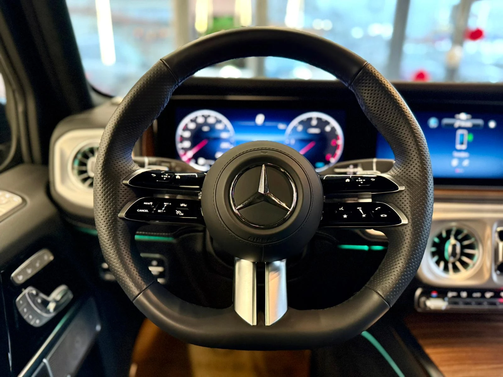 Mercedes-Benz G 450 d* AMG* 4Matic* Гаранция* Burm* Лизинг* MultiBeam - изображение 9