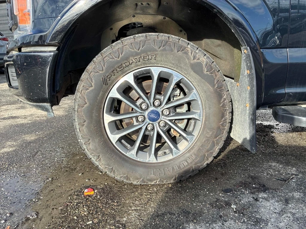 Ford F150 2018 4WD SuperCrew 5.5' Box * CARFAX * БЕЗ ПЪР - изображение 5