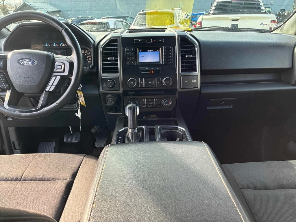 Ford F150 2018 4WD SuperCrew 5.5' Box * CARFAX * БЕЗ ПЪР - изображение 8