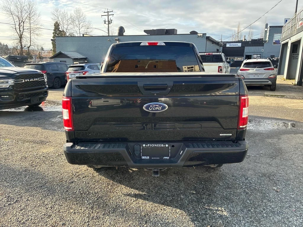 Ford F150 2018 4WD SuperCrew 5.5' Box * CARFAX * БЕЗ ПЪР - изображение 4