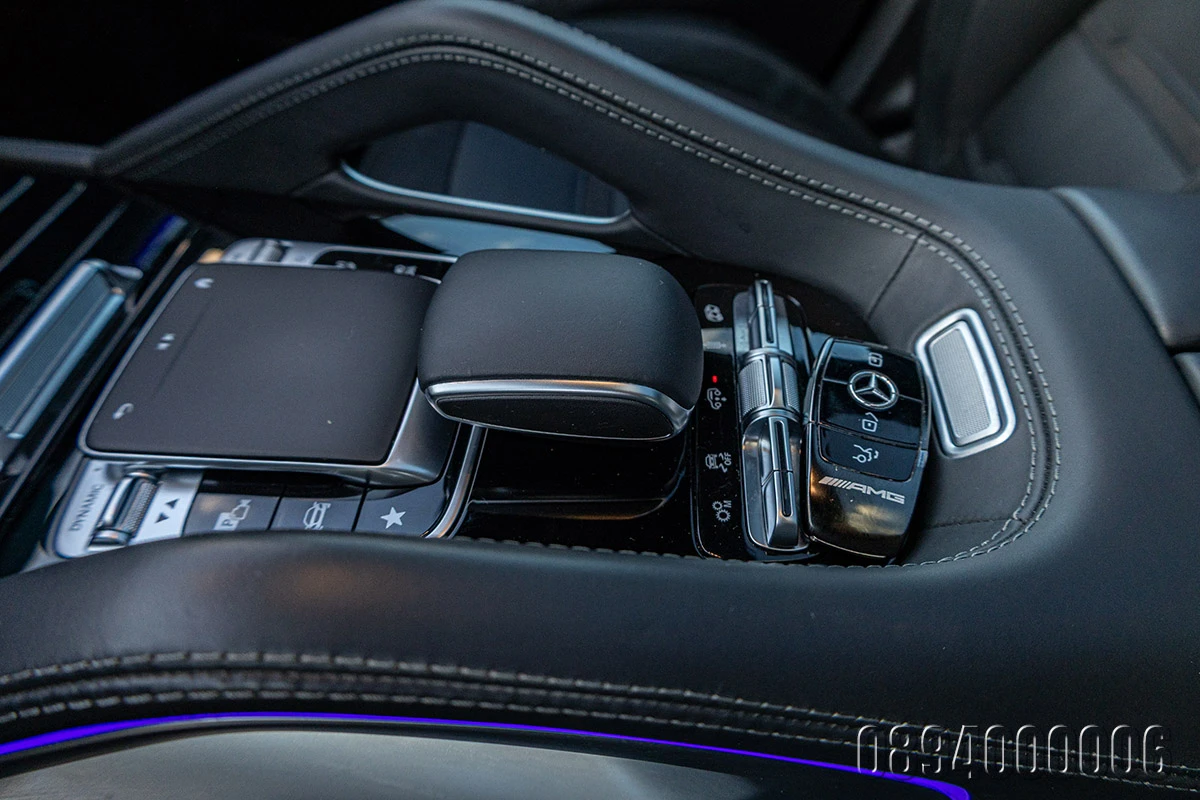 Mercedes-Benz GLE 63 S AMG 4M COUPE CARBON 3xEXCL DESIGNO BUMEISTER PANORAMA, снимка 13 - Автомобили и джипове - 54101925