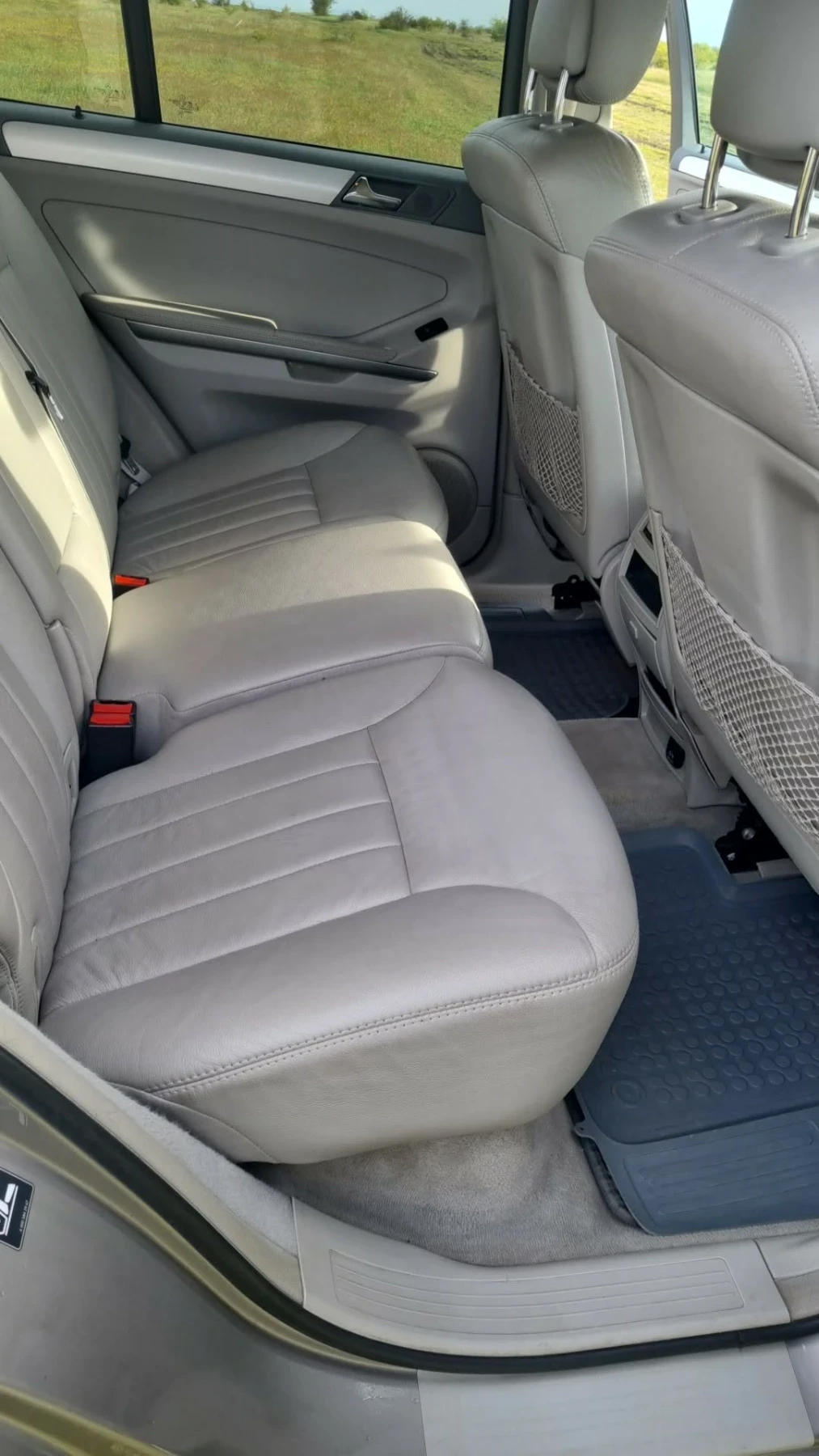 Mercedes-Benz ML 350, снимка 8 - Автомобили и джипове - 54570421