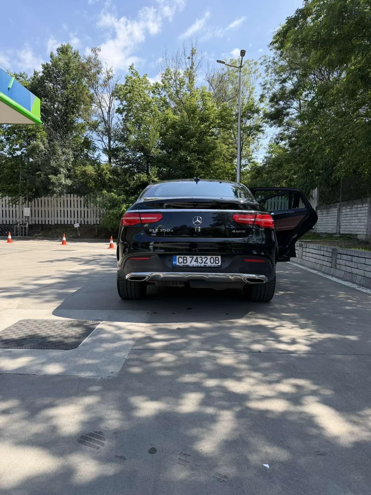 Mercedes-Benz GLE Coupe ПАНОРАМА-ОБДУХВАНЕ-ДИСТРОНИК-ПОДГРЕВ-КАМЕРИ 360, снимка 7 - Автомобили и джипове - 54987052