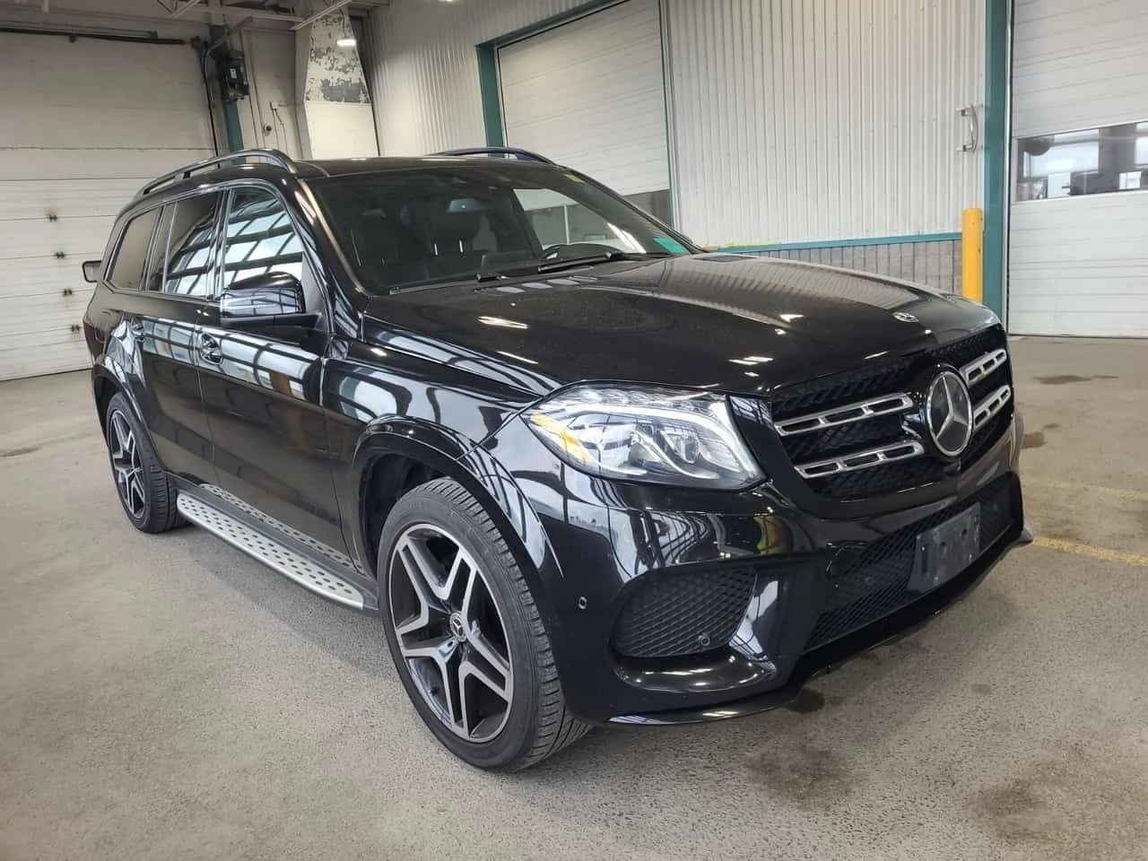 Mercedes-Benz GLS * 550 * CARFAX * ЦЕНА ДО БГ, снимка 2 - Автомобили и джипове - 55036664