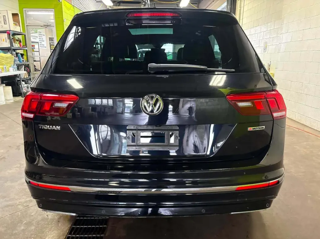 VW Tiguan Highline R-line 4motion, снимка 13 - Автомобили и джипове - 55372337