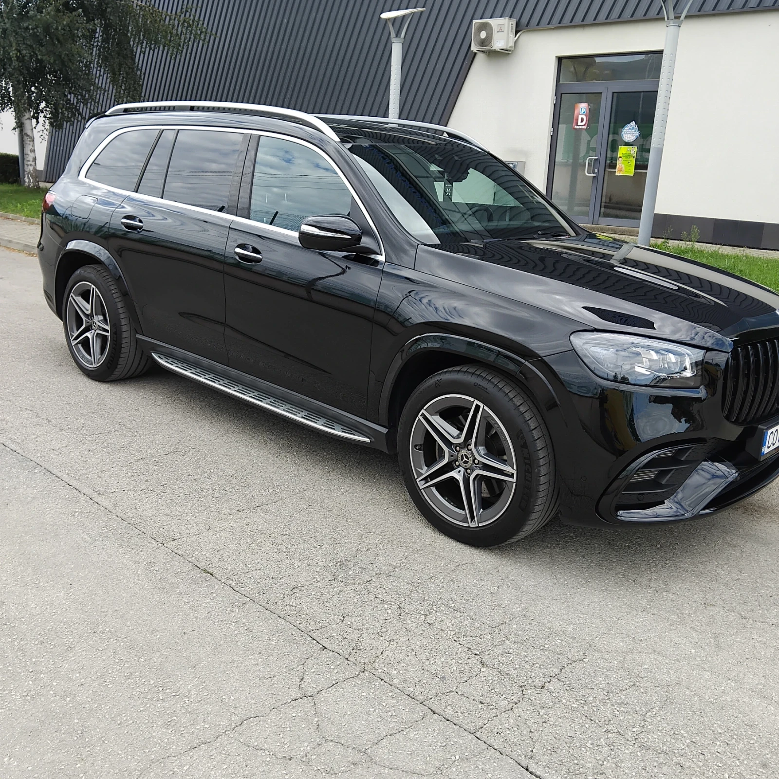 Mercedes-Benz GLS580, снимка 2 - Автомобили и джипове - 55879302