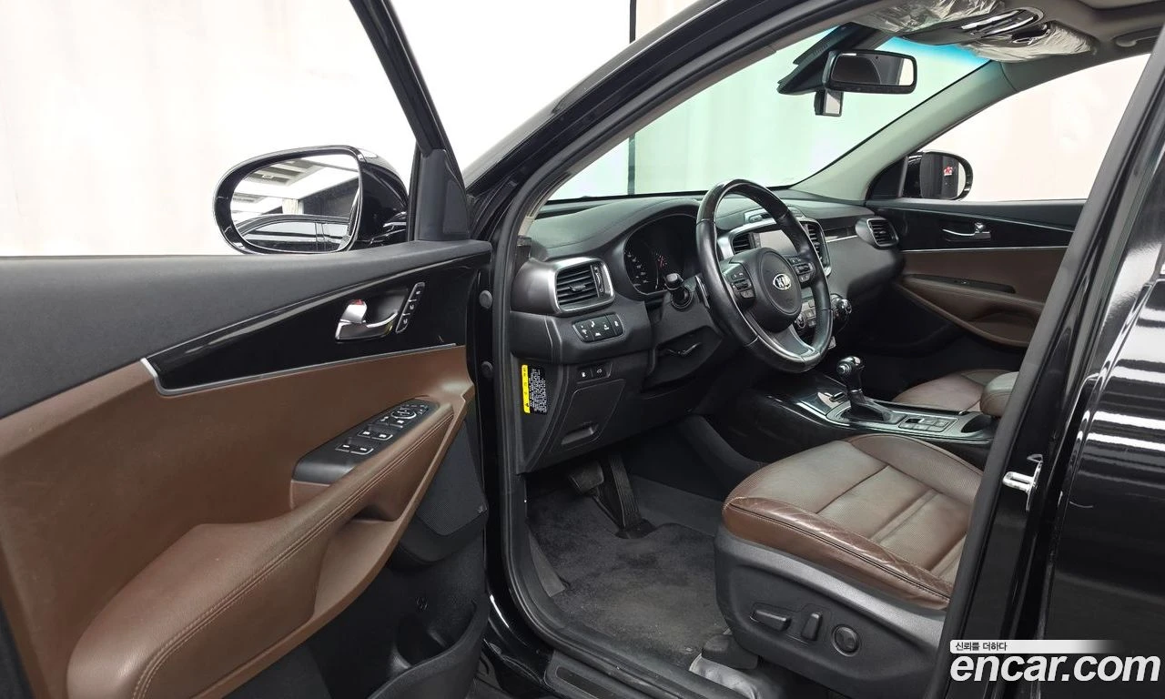 Kia Sorento Обдух* Подгрев* JBL* 360* М.Точка* 7 местен* Пано , снимка 5 - Автомобили и джипове - 56034938