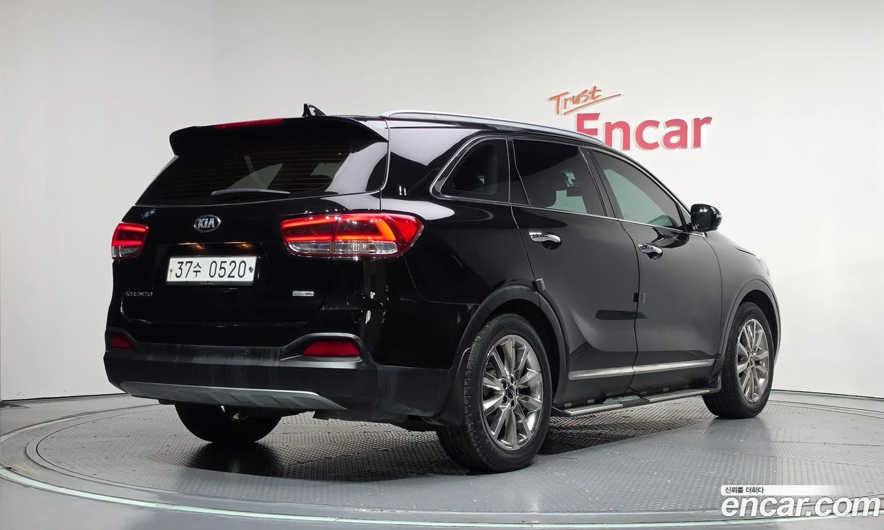 Kia Sorento Обдух* Подгрев* JBL* 360* М.Точка* 7 местен* Пано , снимка 2 - Автомобили и джипове - 56034938