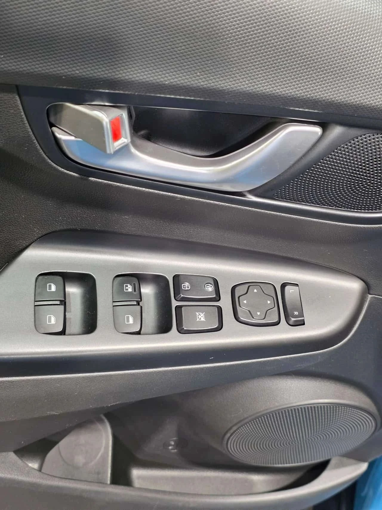 Hyundai Kona, снимка 14 - Автомобили и джипове - 56685063