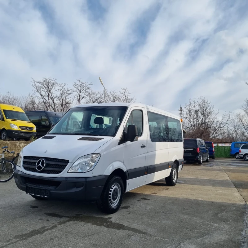 Mercedes-Benz Sprinter 311CDI Клима  9 местен, снимка 3 - Бусове и автобуси - 48469917