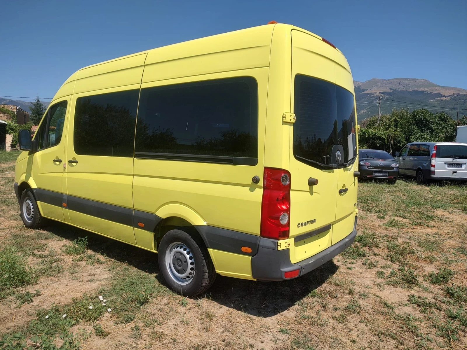 VW Crafter 2, 5TDI Двоен Климатик, снимка 3 - Бусове и автобуси - 53937567