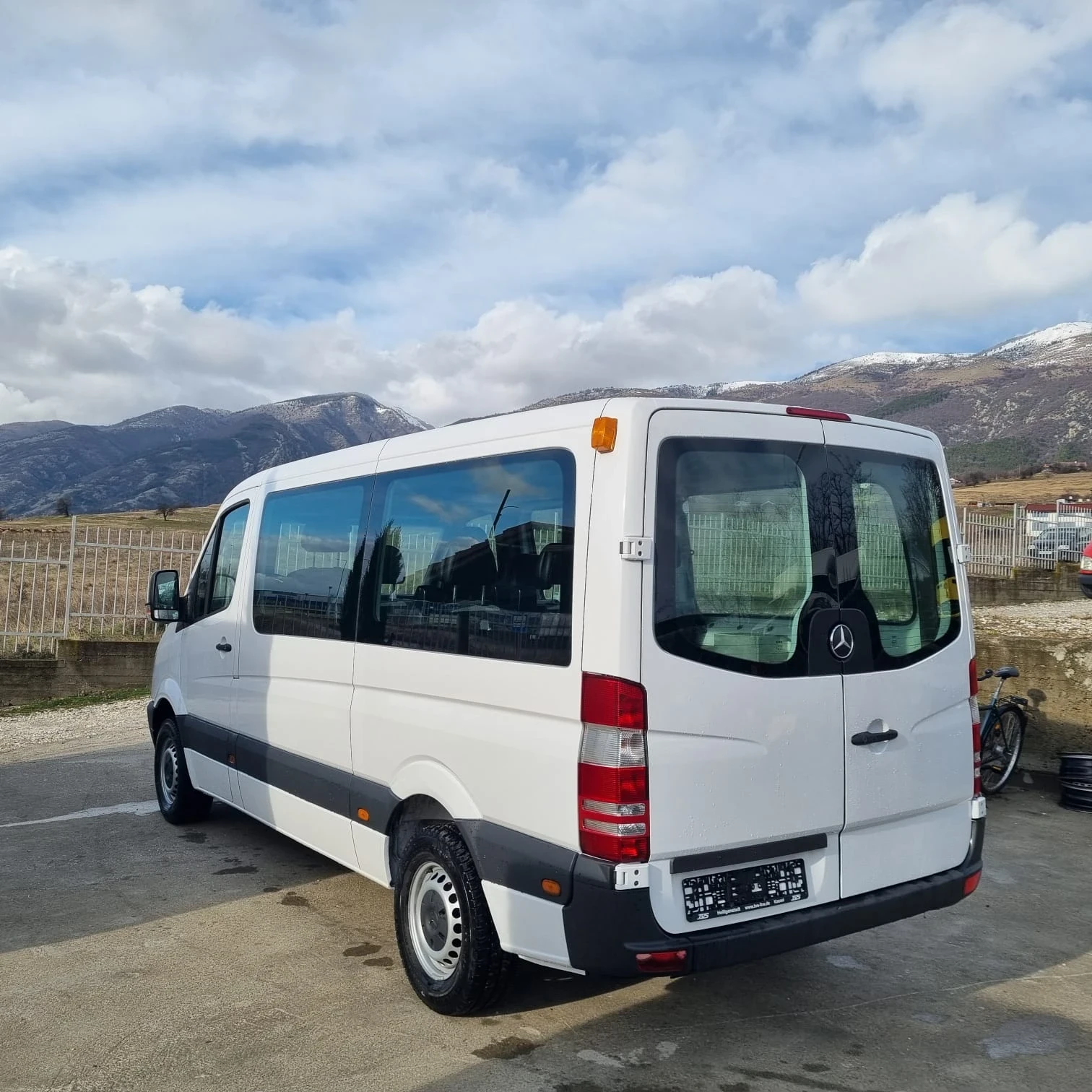 Mercedes-Benz Sprinter 311CDI Клима  9 местен - изображение 6