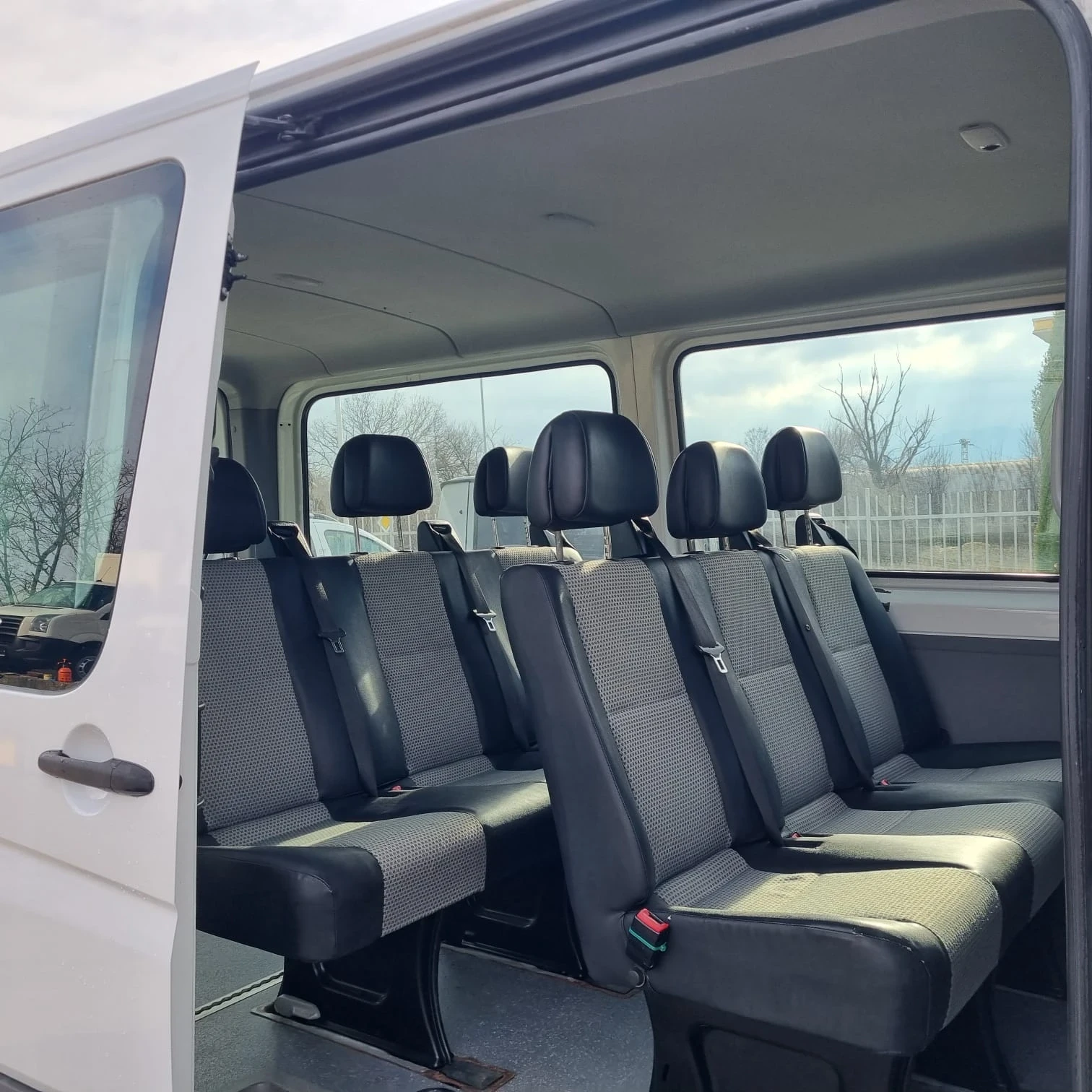Mercedes-Benz Sprinter 311CDI Клима  9 местен - изображение 8