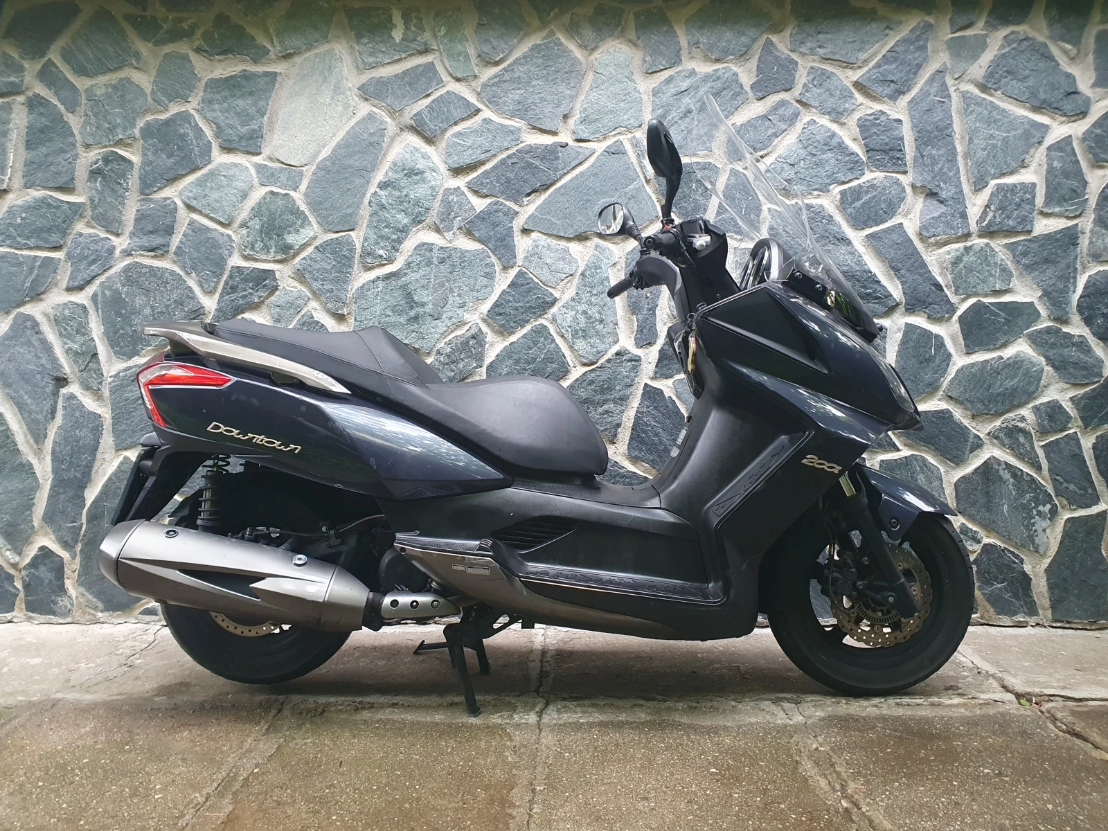 Kymco Downtown 300i и 200i, снимка 16 - Мотоциклети и мототехника - 49370809