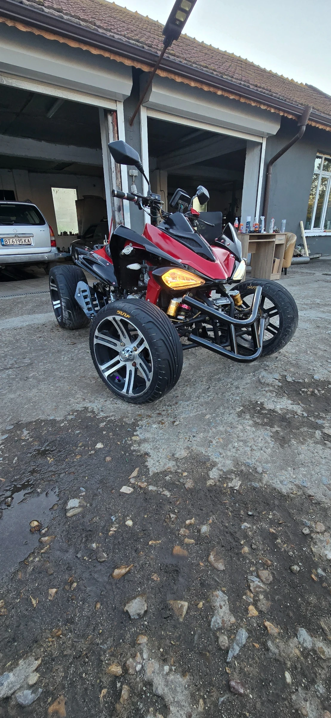 Поръчкови Други 250 cc