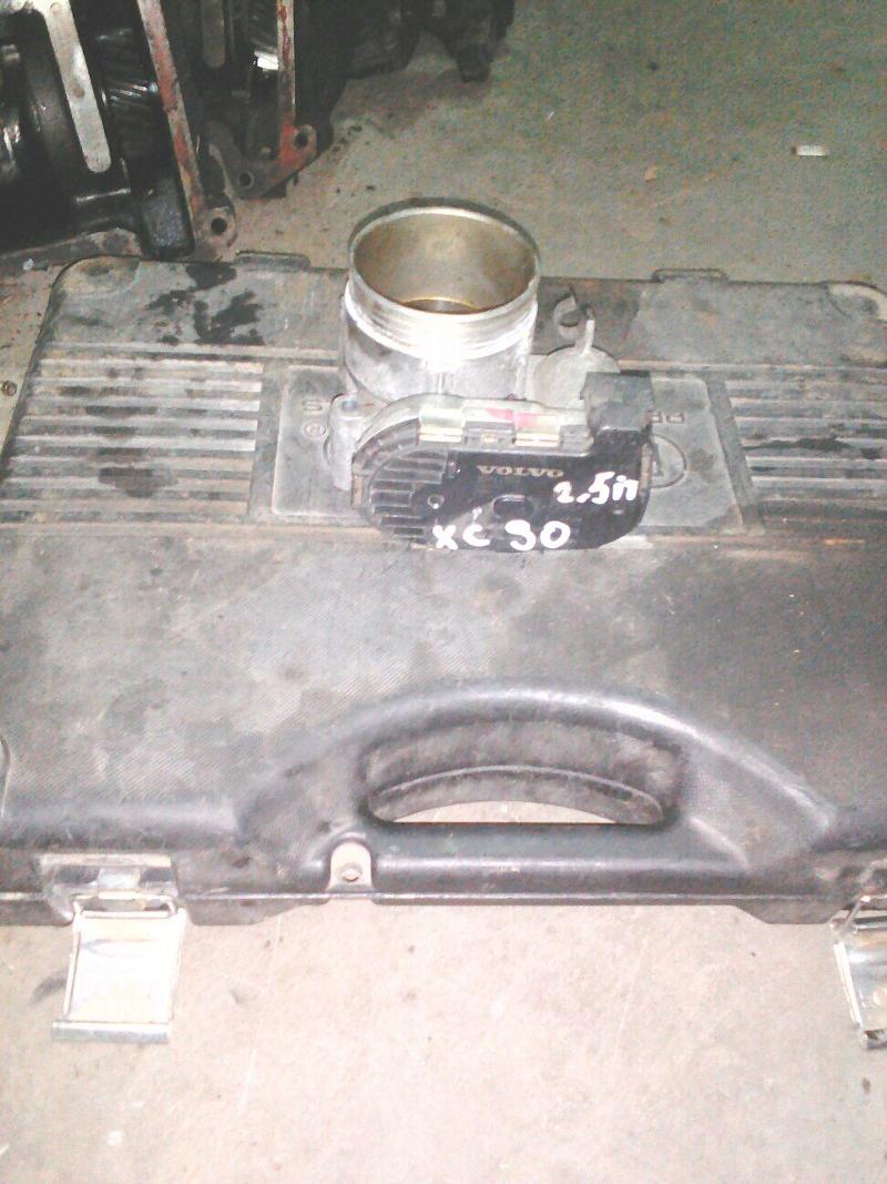 Двигател за Volvo Xc90, снимка 1 - Части - 17863975