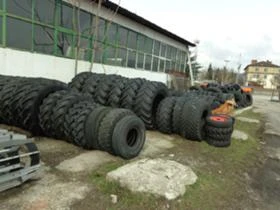 Гуми Всесезонни 235/55R17, снимка 13