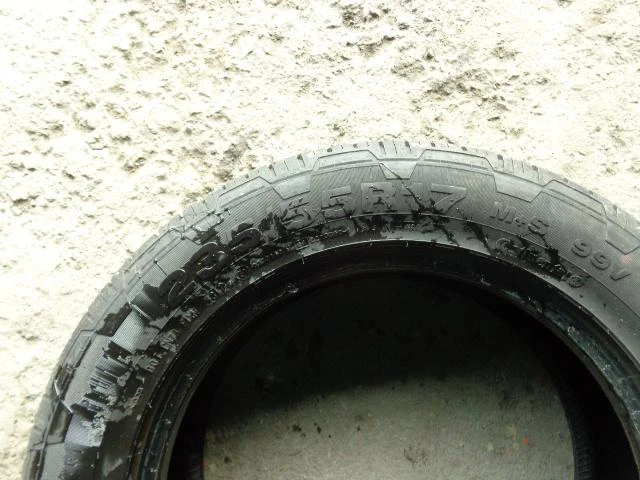 Гуми Всесезонни 235/55R17, снимка 10 - Гуми и джанти - 9725456