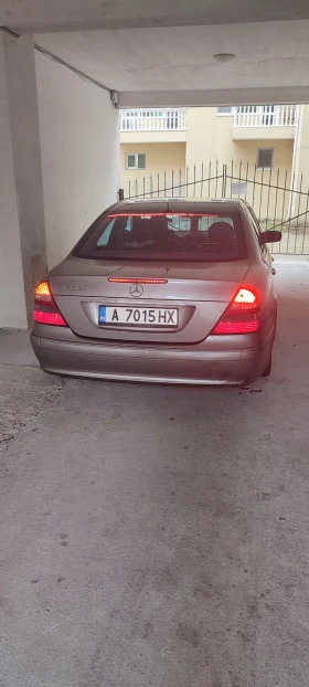Mercedes-Benz E 270, снимка 2