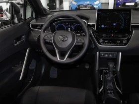 Обява за продажба на Toyota Corolla Cross 2.0 Hybrid Lounge Pano JBL Leather ~79 900 лв. - изображение 6