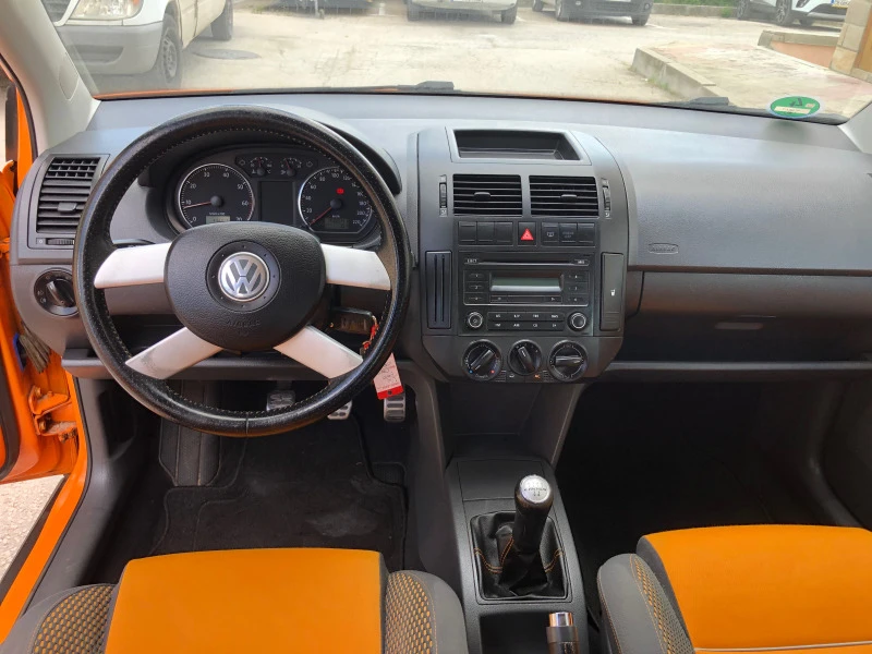 VW Polo CROSS , снимка 10 - Автомобили и джипове - 46673218