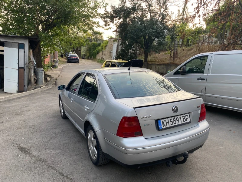 VW Bora, снимка 7 - Автомобили и джипове - 47016649