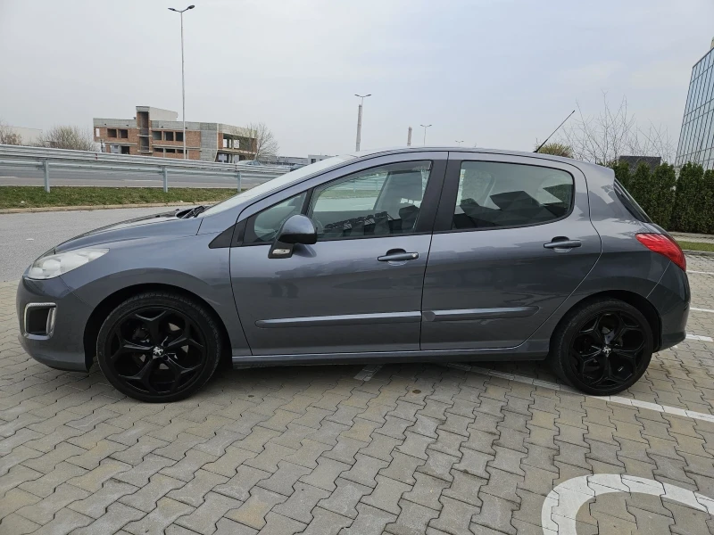 Peugeot 308 1.6i FACELIFT swiss edition , снимка 2 - Автомобили и джипове - 47545203