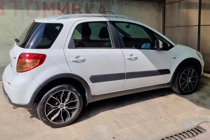 Suzuki SX4, снимка 1 - Автомобили и джипове - 47470706