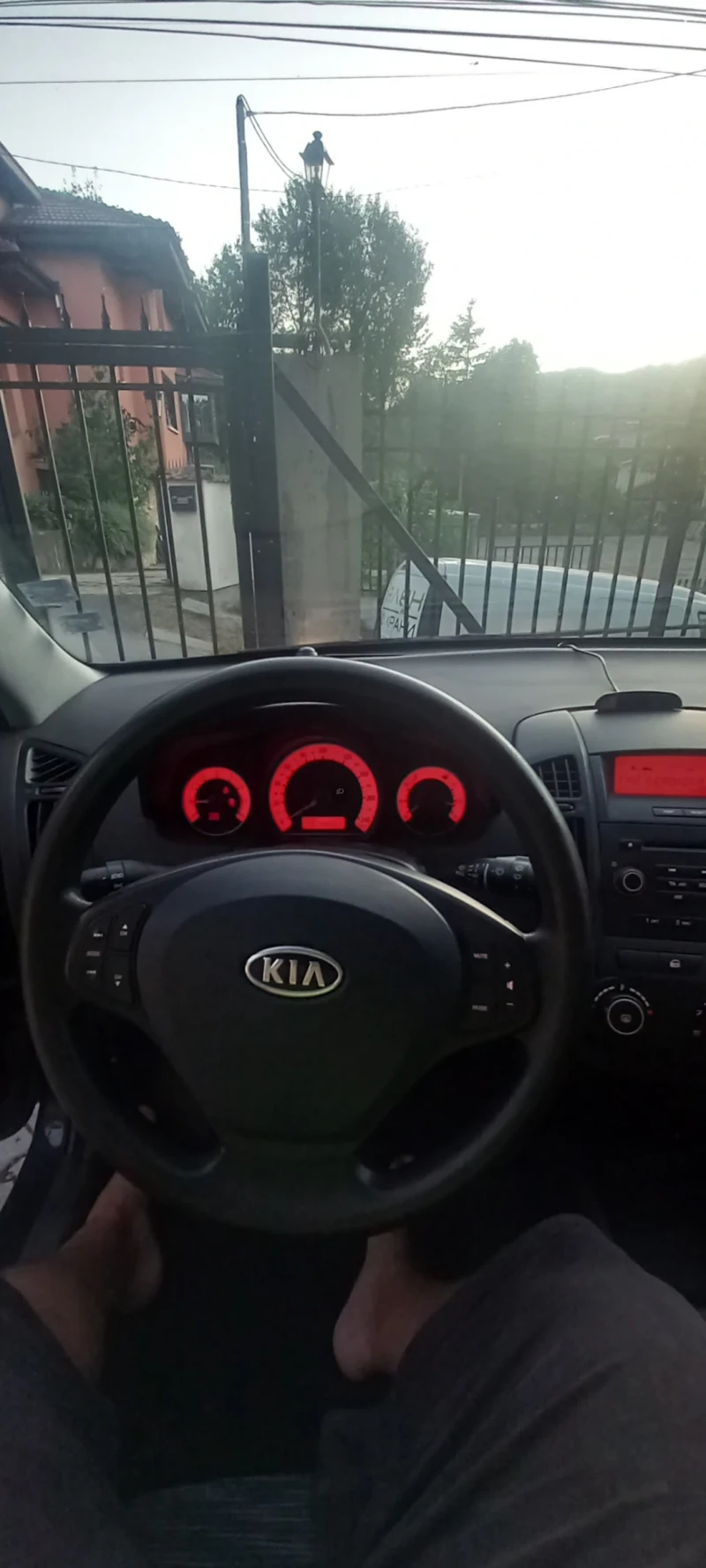 Kia Ceed, снимка 4 - Автомобили и джипове - 48296949