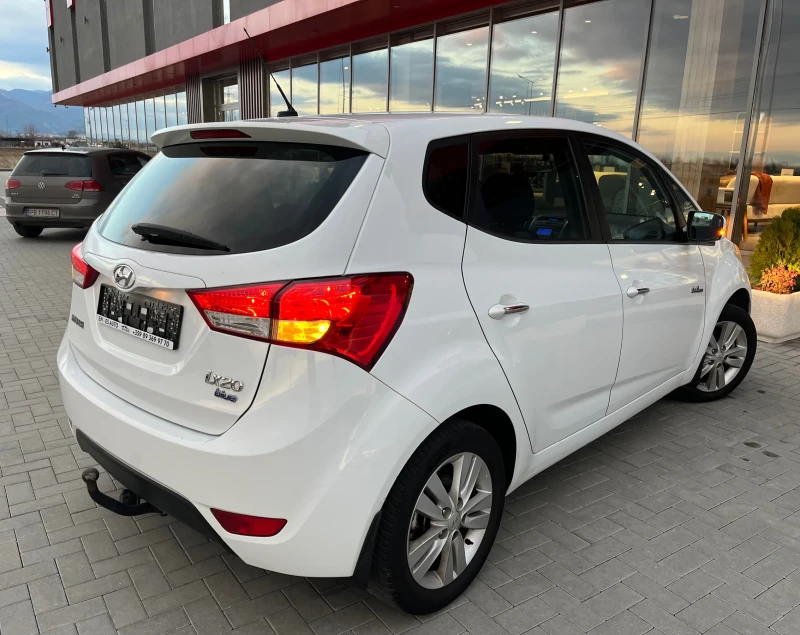 Hyundai Ix20 1.4i климатроник, снимка 4 - Автомобили и джипове - 48325818